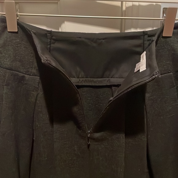 VINCE Wool / Angola Pleated Midi Flare Skirt - Picture 6 of 9